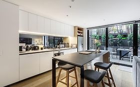 Large Central Prahran Retreat
